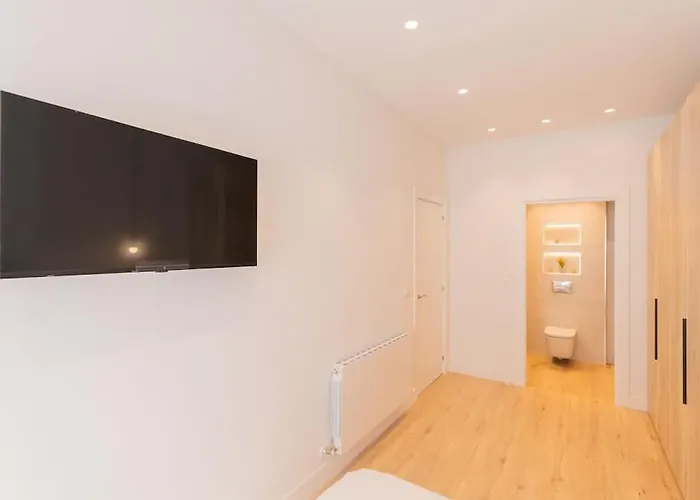 Appartement à 3 Chambres à Coucher